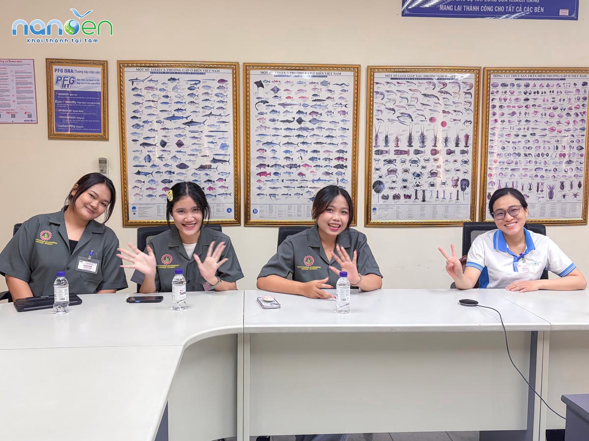 3 sinh viên Viriya Prasert, Chadaphon Wiriyakit, and Atsarapon Thamnu tham gia đợt thực tập lần này