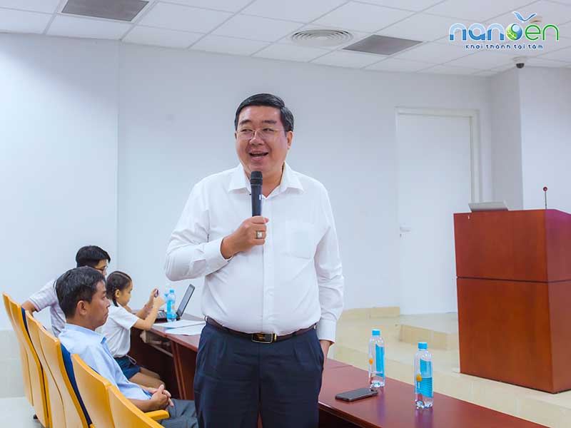 Nanoen chia sẻ hành trình khởi nghiệp trong lĩnh vực môi trường tại tọa đàm “Thị trường việc làm và khởi nghiệp sinh viên” do Khoa Môi trường & Tài nguyên Thiên nhiên – Đại học Cần Thơ tổ chức, góp phần định hướng nghề nghiệp và truyền cảm hứng cho thế hệ trẻ.